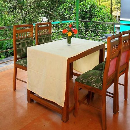 Thekkady Spice Valley Holiday Hotel Kültér fotó