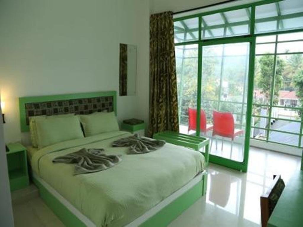 Thekkady Spice Valley Holiday Hotel Kültér fotó